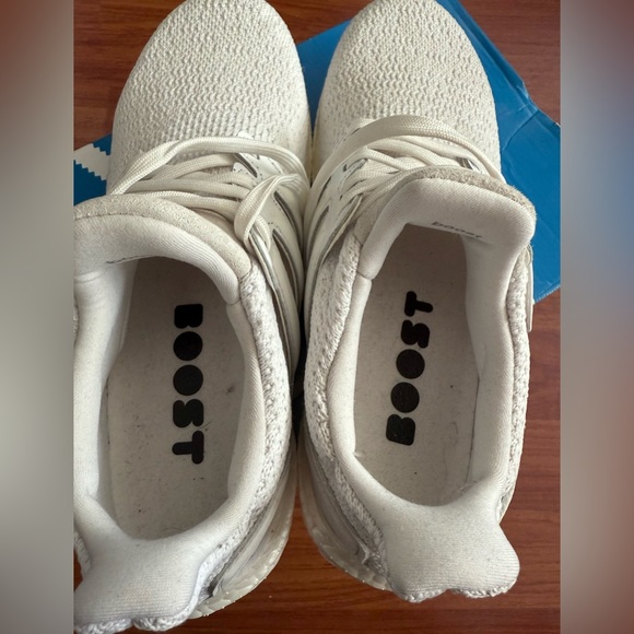 Adidas Ultraboost 5.0 DNA running shoes - Picture 6 of 6